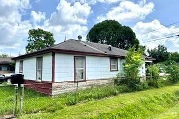 Building Photo - 3801 Broyles St Rental