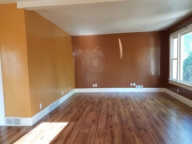 Photo - 949 E Laird Ave Unit A