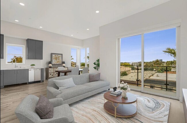 Photo - Jade of Palms