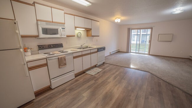 Photo - Evans Place 1