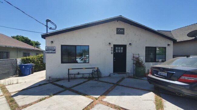 Photo - Fairview Apartment Unit 606 Fairview Ave