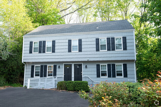 Building Photo - 172 East Ave Unit 174 Rental