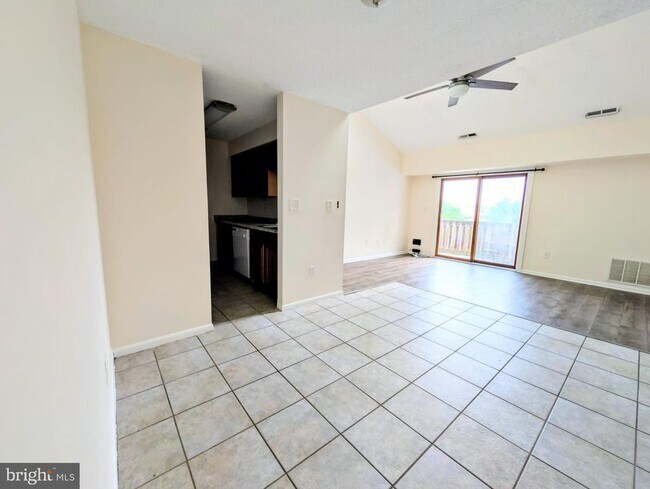 Photo - 2313 Ravens Crest Dr