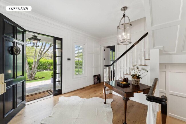 Photo - 361 Madison St