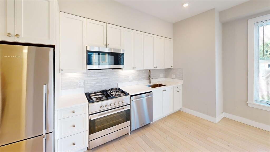 Photo - 190 Green St Apartment Unit 1