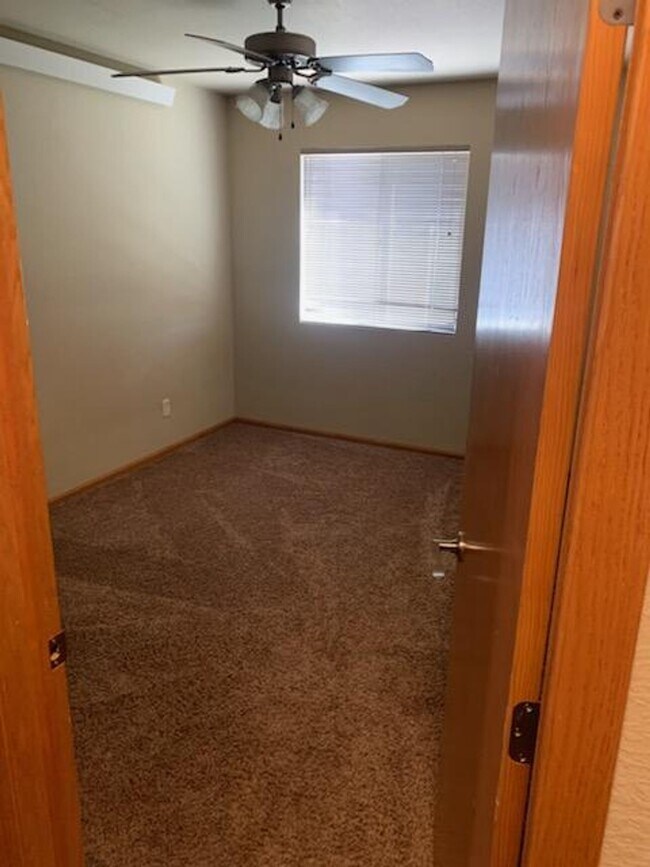 Photo - $1700 - 3 Bedroom, 2 Bathroom Townhome - Garage and Large Yard!