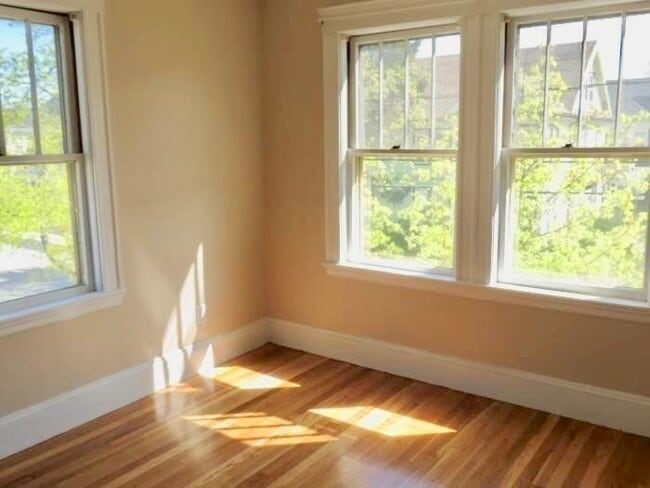23 Burch St Unit 2