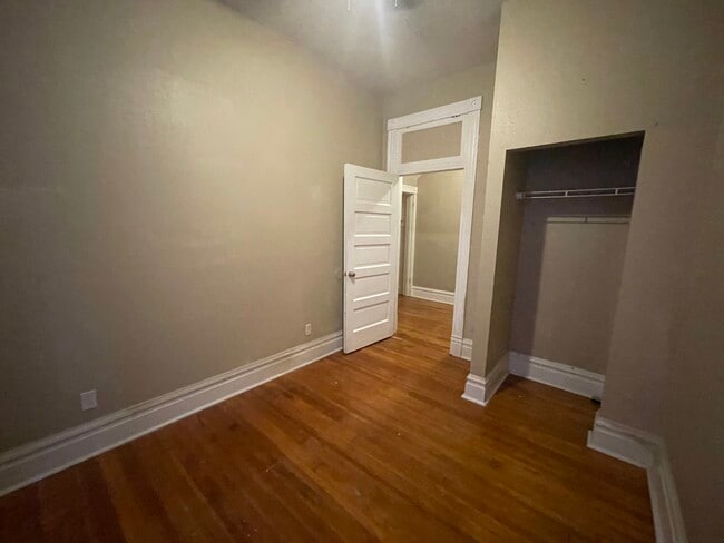 Building Photo - 2664 Nebraska Ave Unit B
