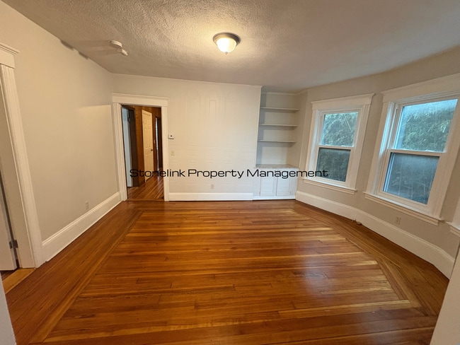 Photo - 410-412 West Avenue Unidad 1