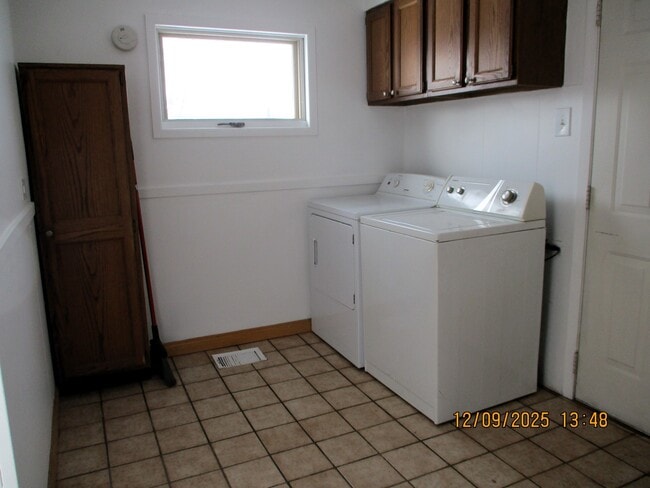 Photo - 8785 S Corcoran Rd