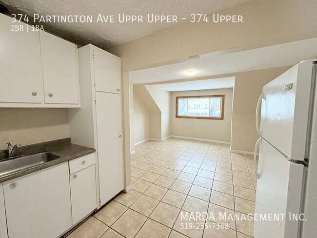 Photo - COZY 2 BED 1 BATH NEAR U OF W - ALL UTILITIES INCLUDED! Unit 374 Upper