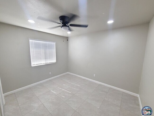 Photo - 510 Encinas Ave Unit D