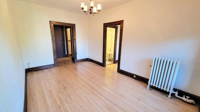 225 Place Apartments
