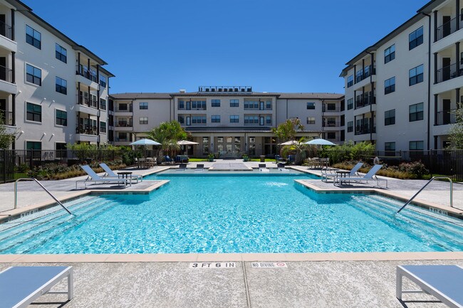 Solea Cinco Ranch Apartments For Rent in Katy, TX
