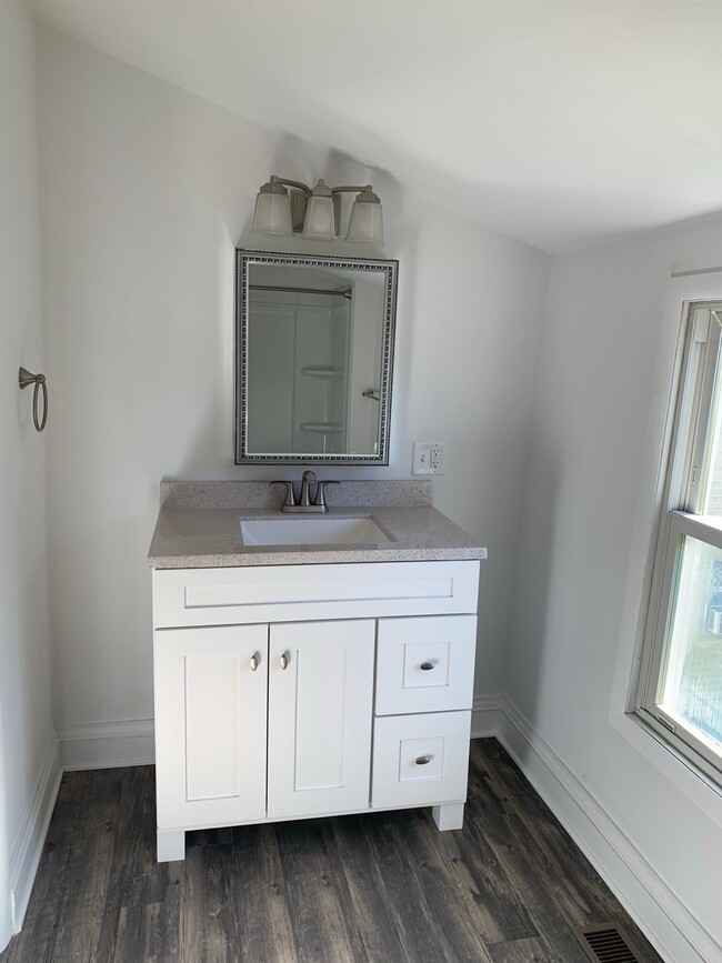 Photo - 155 McAllister St