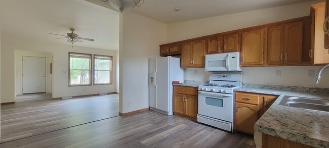 Photo - 1323/1325 Natalie Unit 1325