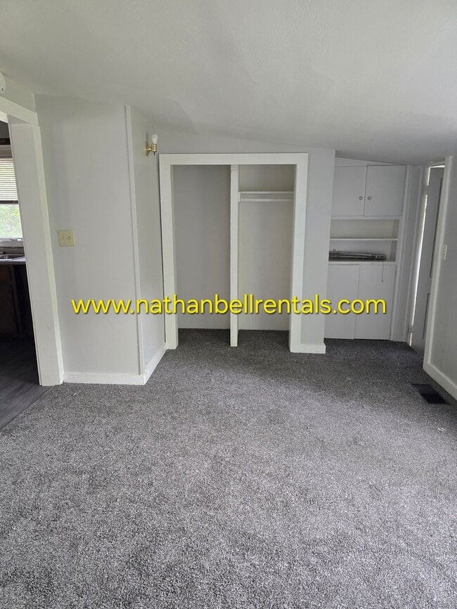 Photo - Single-Family Home: 3 Bed, 2 Bath