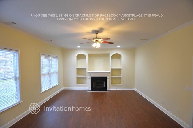 Photo - 2116 Leafmore Ct SE