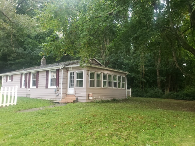 506 Stafford Rd