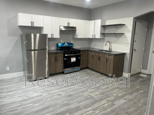 Building Photo - 59 Park Ave Unit 6