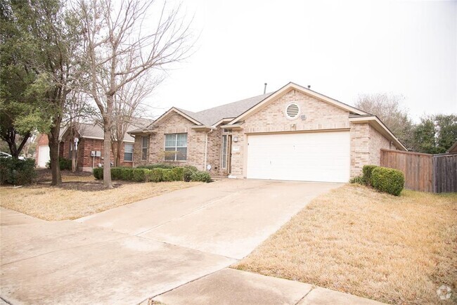 Building Photo - 808 Broken Trace Ct Rental