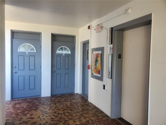 Photo - 200 N Betty Ln Unit 3A