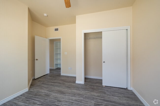3BR, 2BA Bedroom