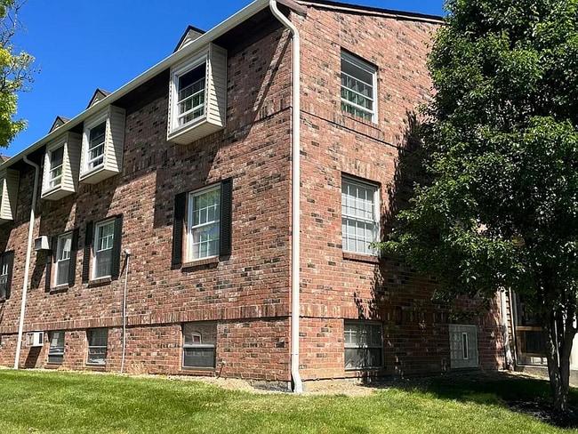 Building Photo - 4696 Tarryton Ct S Rental