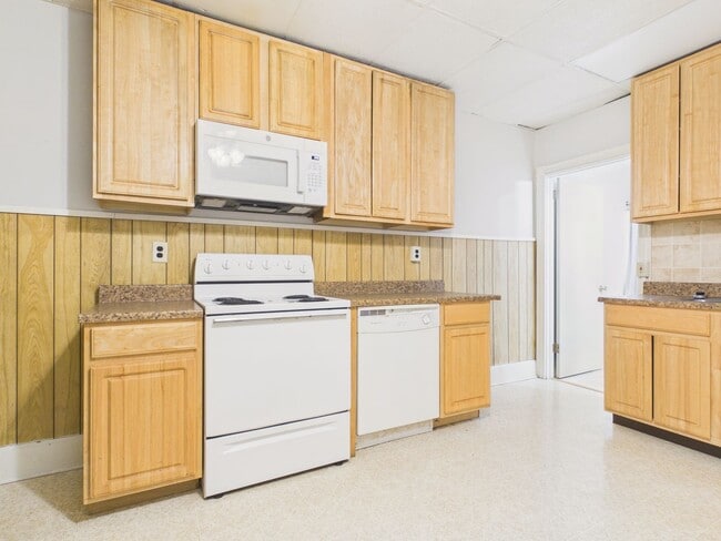 Photo - 1924-1926 State St Unit 1926 State St.,. Apt 1B