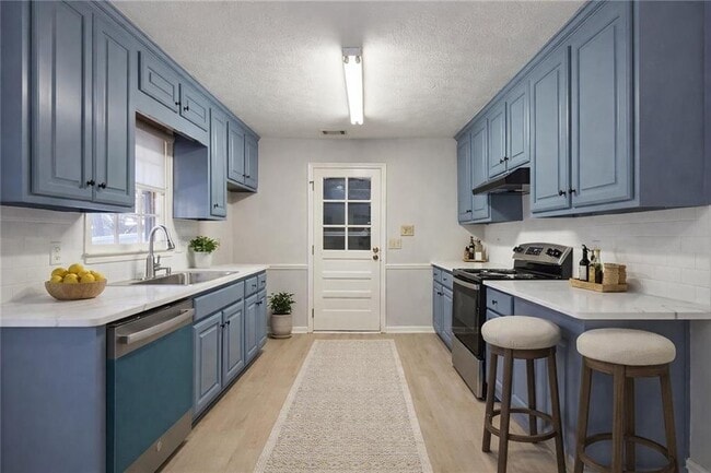 Photo - 390 Tidwell Rd