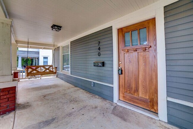 Photo - Remodeled Historic 3 Bedroom in The Heights!