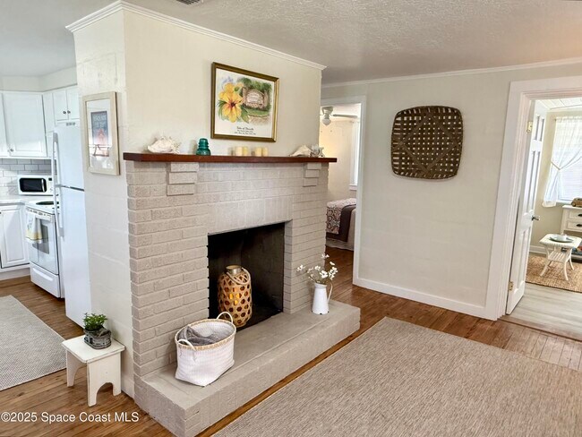 Photo - 240 Acorn Dr