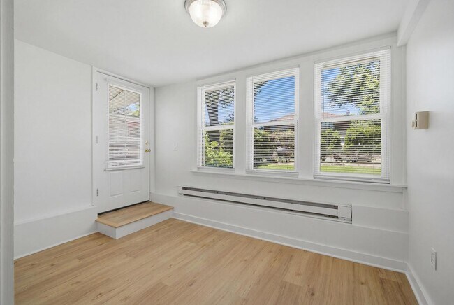 Photo - 7314 N Crawford Ave Unit 1