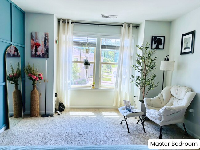 Photo - 1005 Longitude Dr