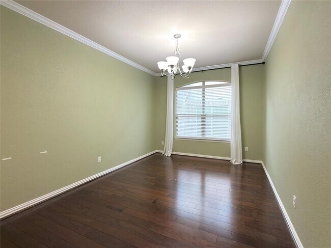 Photo - 508 Walsh Hill Trail