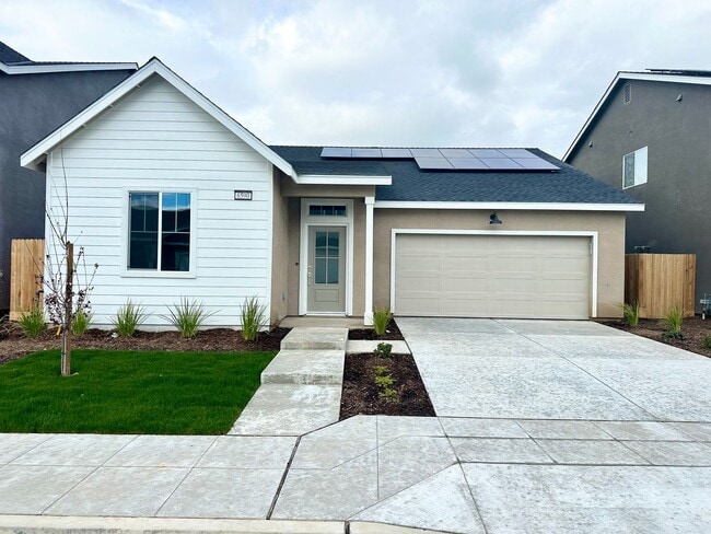 Building Photo - Charming 3-Bedroom Single Story Home for Rent