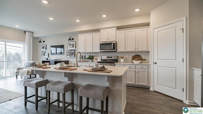 Photo - 1103 Meadowlark Dr