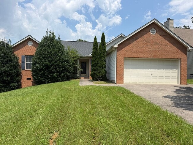 Building Photo - 3 BEDROOM , 2 BATH ON HIGHGATE CIRCLE IN HARDIN VALLEY/KARNS AREA!!