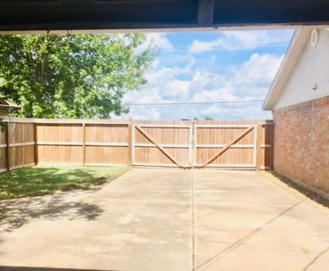 Photo - 1308 Hospital Dr