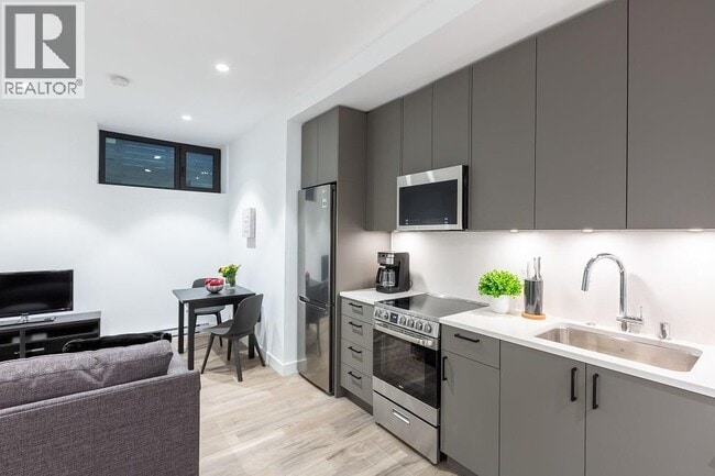 Photo - 3256 W 16th Ave