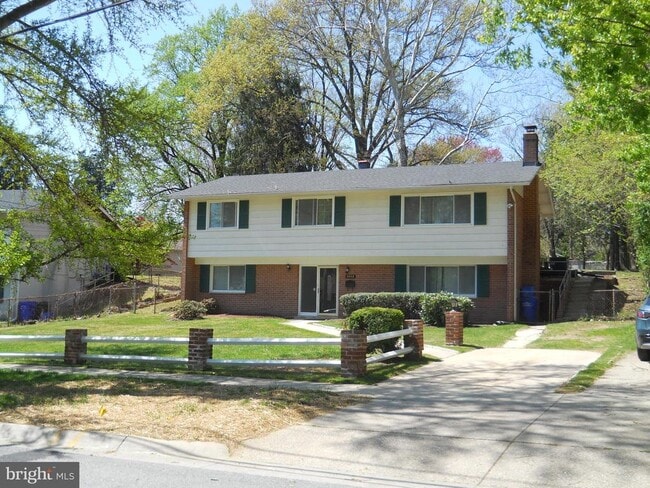 Building Photo - 9508 Lawnsberry Terrace Rental