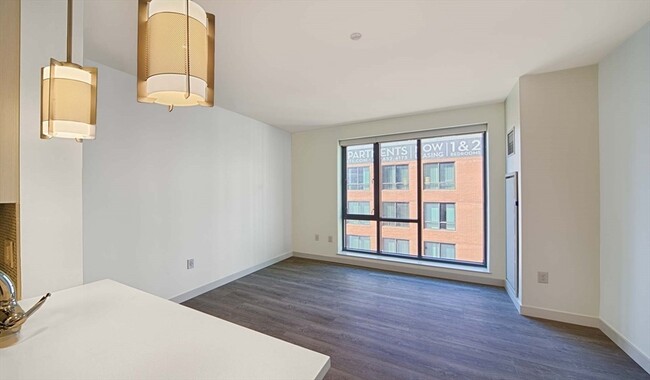 Building Photo - 1 Canal St Unit 701 Rental