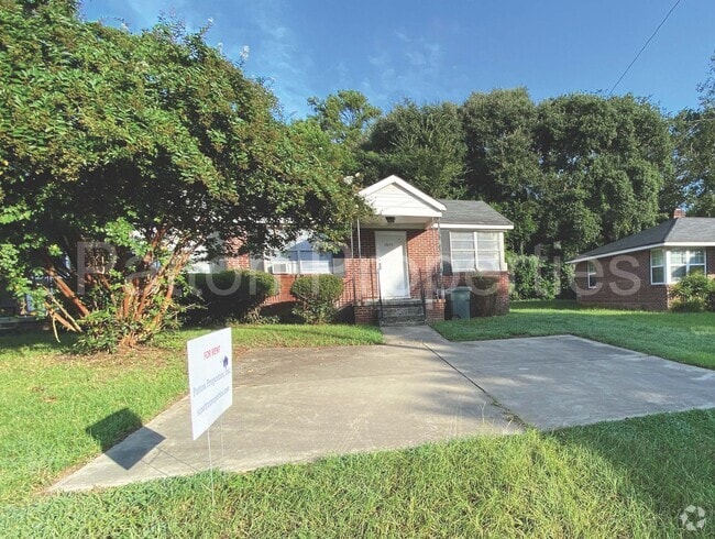 Building Photo - 1013-1015 Munsen Springs Dr - Inside CoC -... Unit 1015 Rental