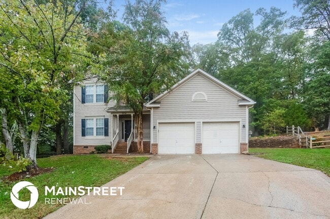 Building Photo - 2604 Yarrow Rd