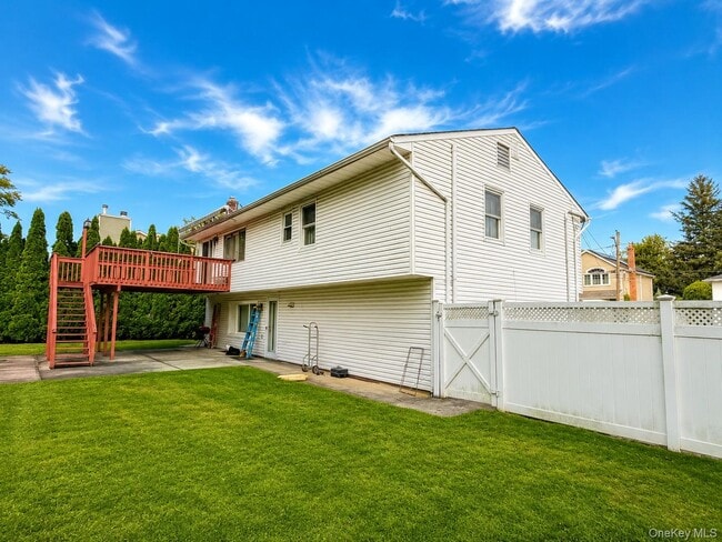 7 Pine St