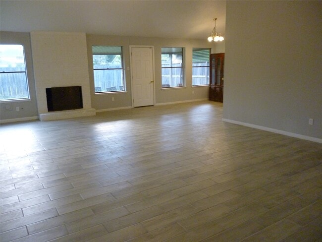 Photo - 2822 Mesquite Dr