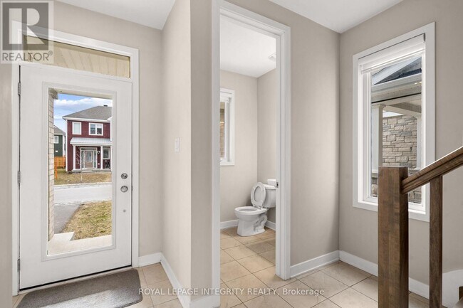 Photo - 2012 Postilion St