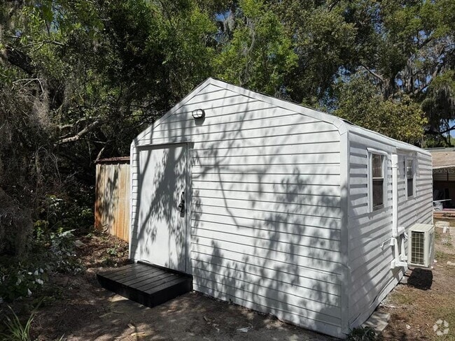 Building Photo - 17011 Bay Ave Rental