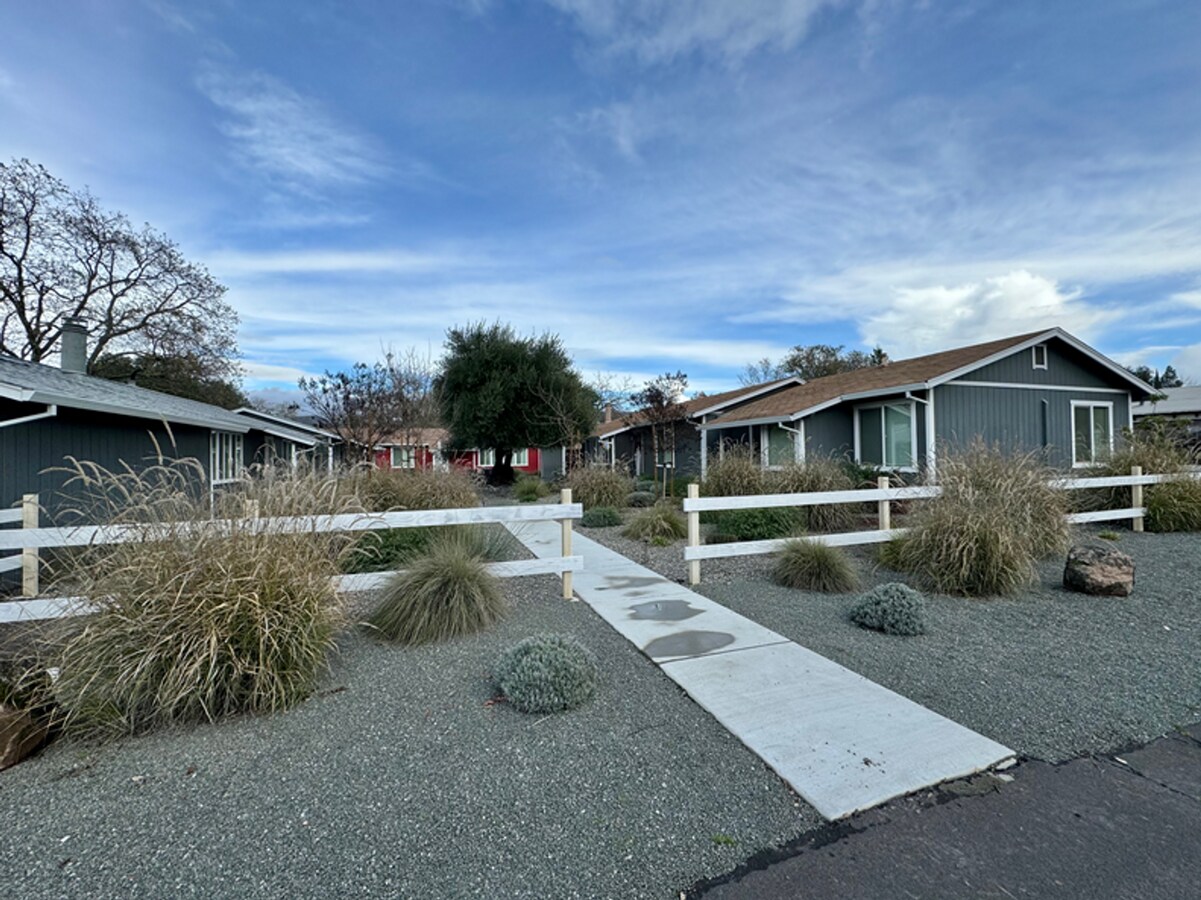 Jefferson Street, 6906-6916* - Jefferson Street, 6906-6916* Apartments