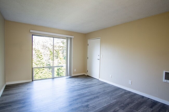 Photo - 1245 SW Grover St Unit 306